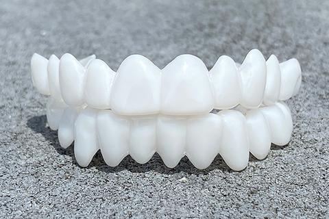 The Promise of Removable Dental Veneers - removable-veneers